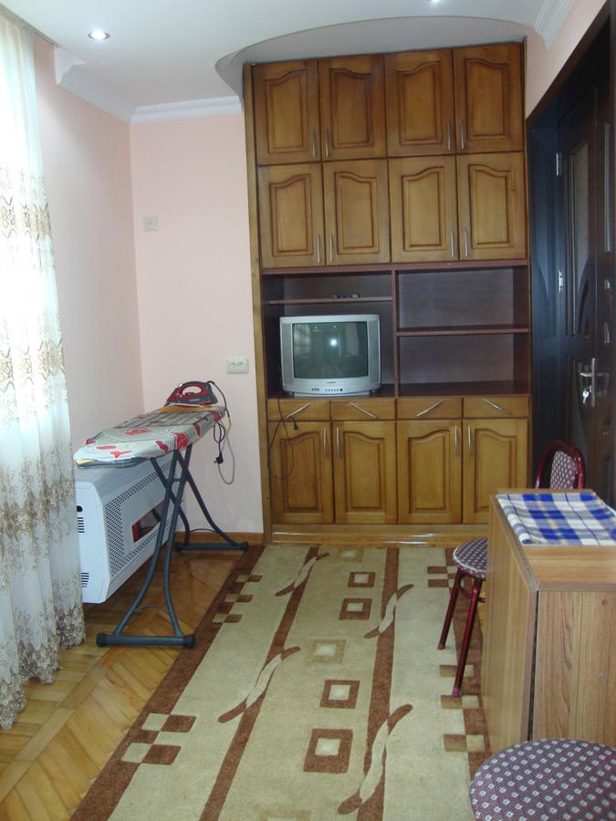 Madona'S House Daire Batum Dış mekan fotoğraf